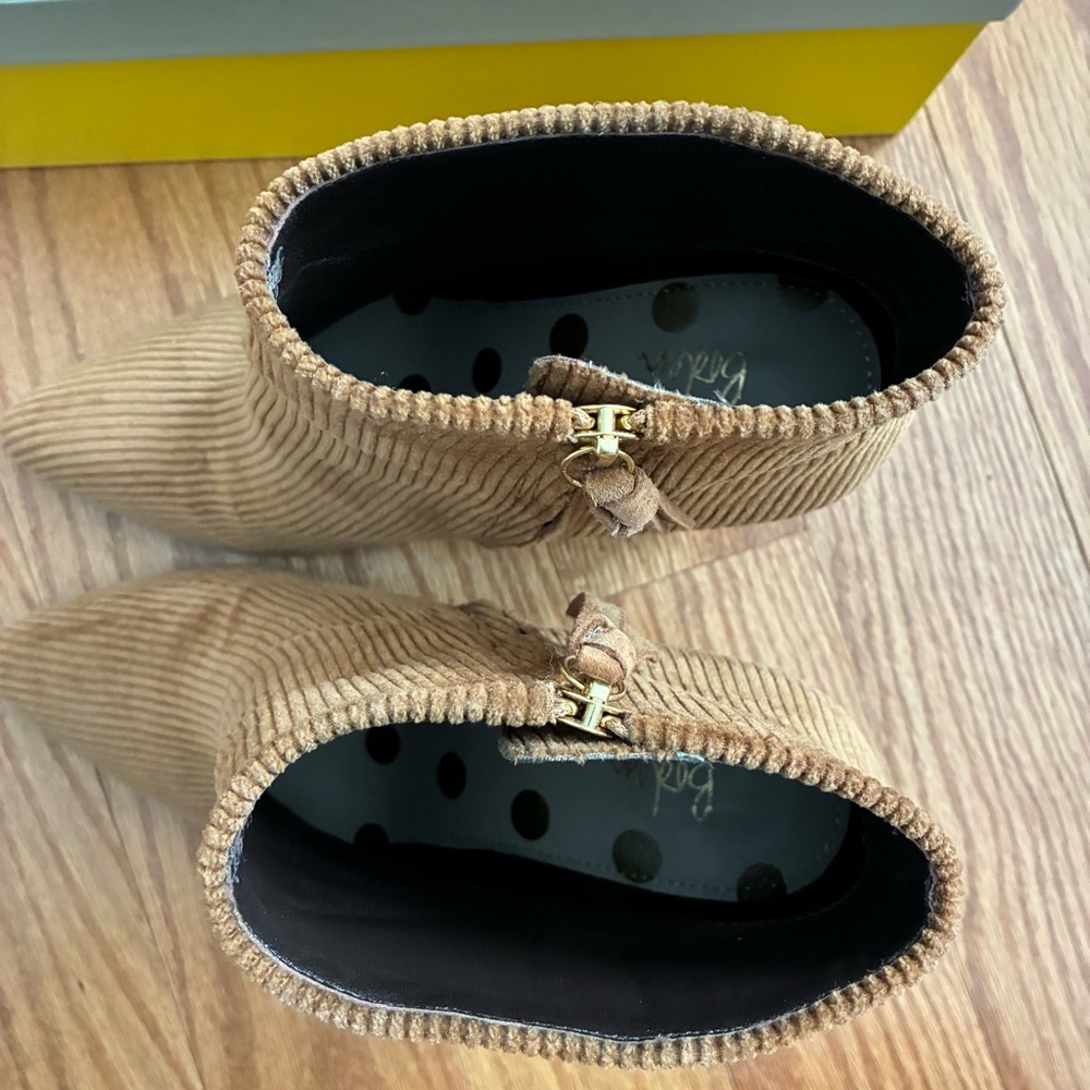 Boden Corduroy Booties - Picture 5 of 7